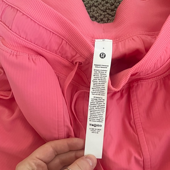 NWOT Lululemon shorts - Picture 3 of 4